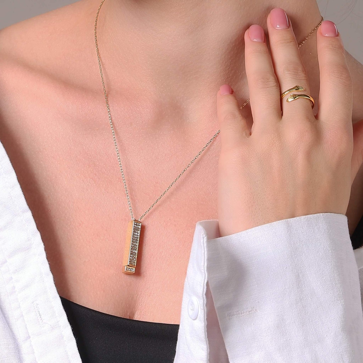 Collar de amor con mensaje oculto: el regalo romántico perfecto