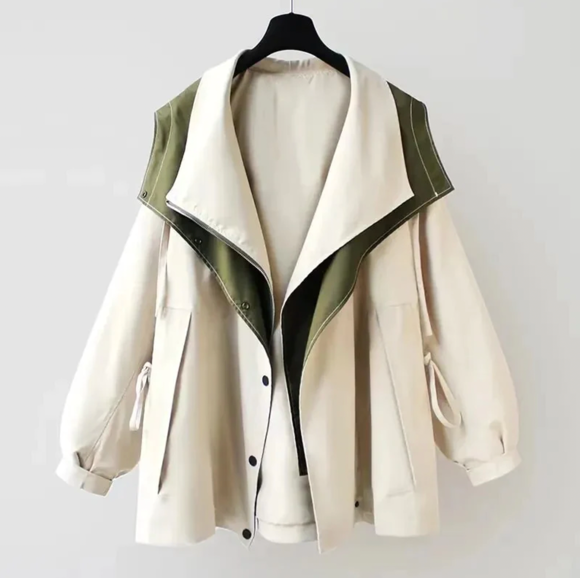 Evelyn | Trench Moderno